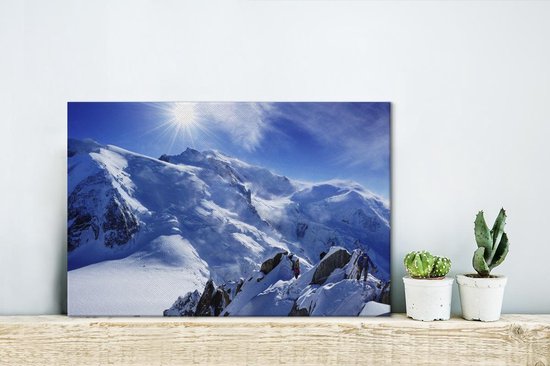 Canvas Schilderij De Mont Blanc met mooie zonnestralen - 30x20 cm - Wanddecoratie