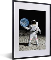 Fotolijst incl. Poster - Astronaut - Maan - Aarde - 30x40 cm - Posterlijst