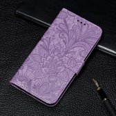 Voor Samsung Galaxy S21 FE Lace Flower Embossing Pattern Horizontale Flip lederen tas met houder & kaartsleuven & portemonnee & fotolijst (paars)