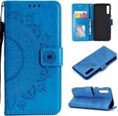 Voor Sony Xperia 1 II Totem Bloem Reliëf Horizontale Flip TPU + PU lederen tas met houder & kaartsleuven & portemonnee (blauw)