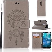 Windgong Uil Embossing Patroon Horizontale Flip Leren Case met Houder & Kaartsleuven & Portemonnee Voor Nokia 8.1 / X7 (Grijs)