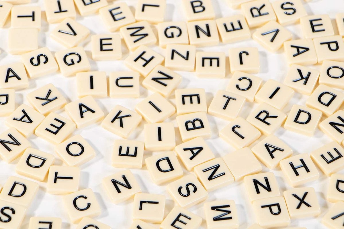 Bananagrams Letterspel - Maak je eigen kruiswoordpuzzel — afbeelding 4