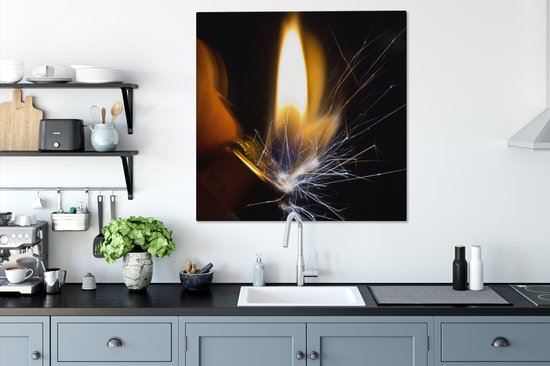 Canvas Schilderij Abstracte weergave vonken uit aansteker - 120x90 cm - Wanddecoratie