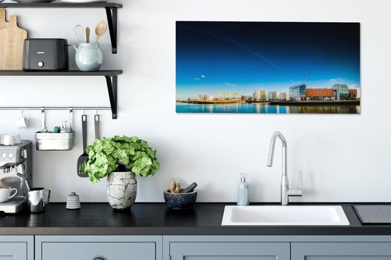 Le Titanic Signature Building de Belfast sous un ciel fascinant Toile 80x40 cm - Tirage photo sur toile (Décoration murale salon / chambre) / Villes européennes Peintures sur toile