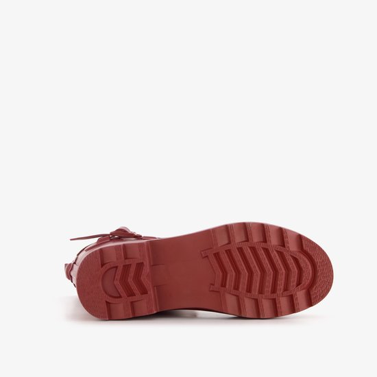 Bottines rouges femme, brillantes, en cuir ou en velours