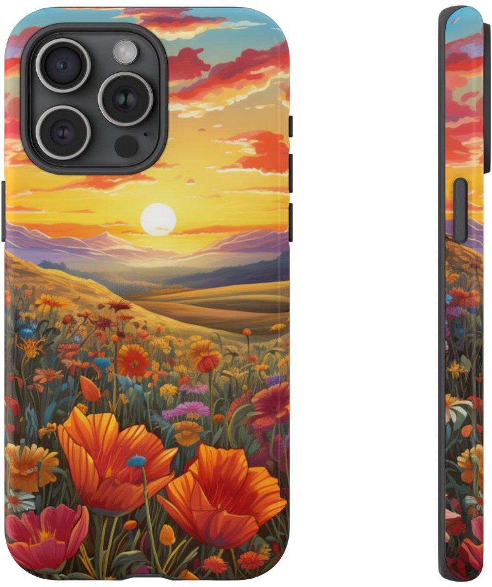 Zonsondergang boven Wilde Bloemenweide – Telefoonhoesje Geschikt voor iPhone 15 Pro Max
