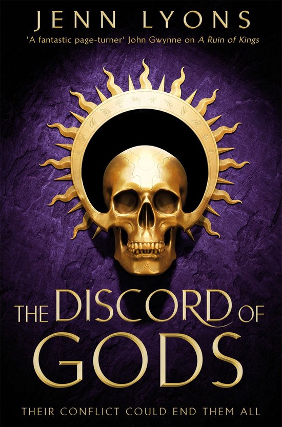 Boekcover met gouden schedel en zonnesymbool op paarse achtergrond. Titel: The Discord of Gods.