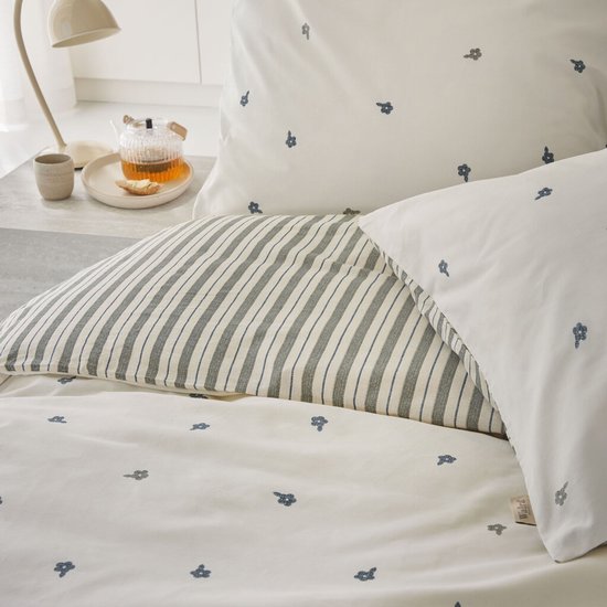Walra Dekbedovertrek Remade Blossom Lines - 240x220 - 100% katoen - Off White / Groen van Walra — afbeelding 3