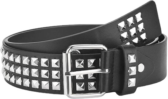 Zwarte leren riem met twee rijen zilveren studs en een vierkante gesp.