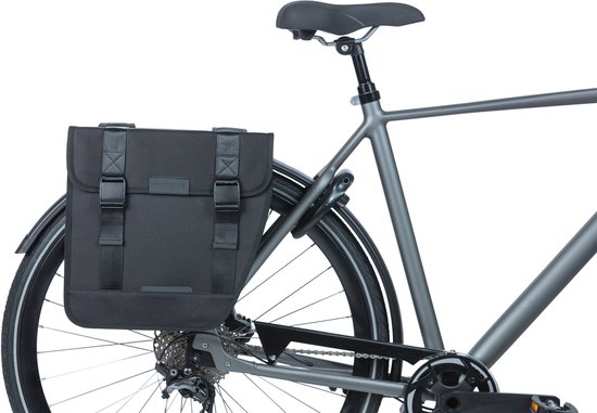 Basil Tour Dubbele Fietstas - 28 Liter - Zwart van Basil — afbeelding 2