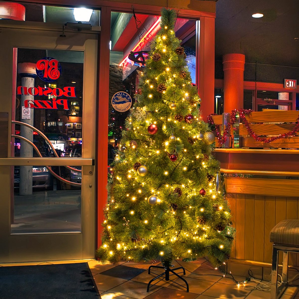 Aigostar 10BZQ - Kunstkerstboom met LED Verlichting - Kerstboom - 180 CM - 300 LED-licht - Kerstboom - Metalen standaard - Groene – foto 6