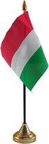 Hongarije tafelvlaggetje 10 x 15 cm met standaard