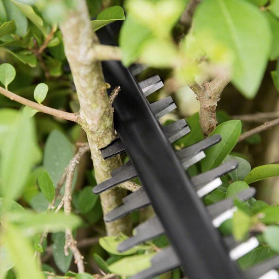 Accuheggenschaar 18 volt-systeem snijlengte 55 cm in doos - 1 accu inclusief Heggenschaar van Bosch — afbeelding 4