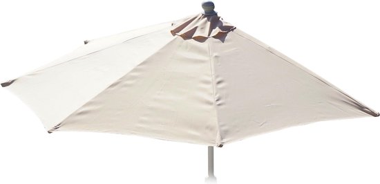 Crèmekleurige halfronde parasol, open, met een zilveren paal.