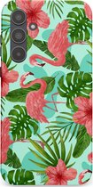Casetastic Hoesje Geschikt voor Samsung A55 - Stijlvolle Beschermende Duo-layer Case - Flamingo jungle