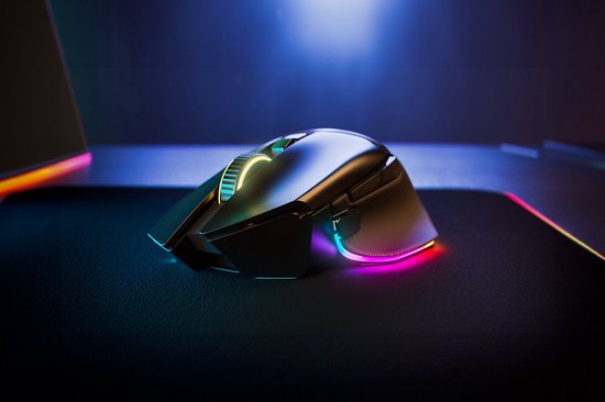 Razer Basilisk V3 Pro 35K - Draadloze Gaming Muis - Ergonomisch - RGB - 4-weg Scrollwiel - Zwart