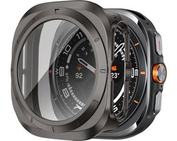 Bandz hard case met screen protector geschikt voor Samsung Galaxy Watch Ultra / Ultra 2025 - hoesje van polycarbonaat materiaal - Full cover case met screenprotector (titanium grijs)