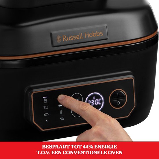 Zwarte Russell Hobbs multicooker met touchscreen display dat tot 44% energie bespaart ten opzichte van een conventionele oven.