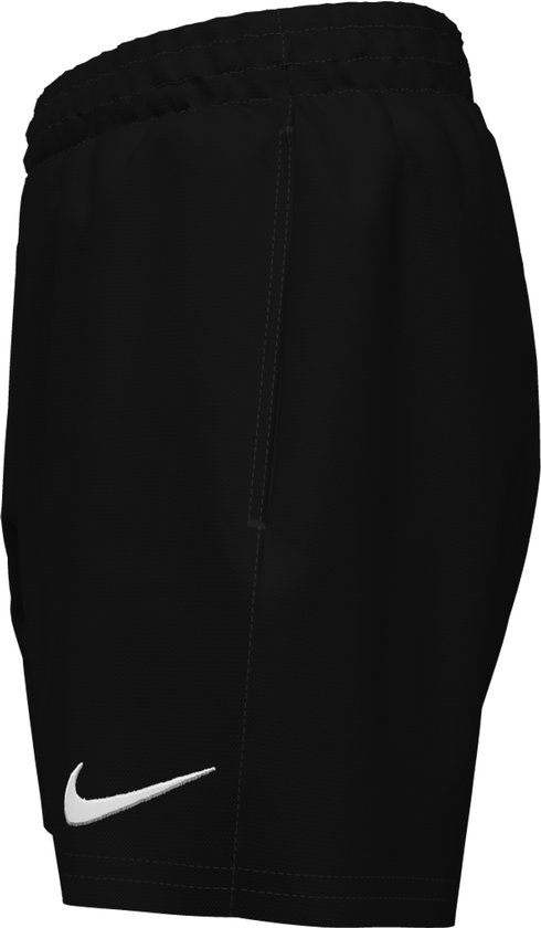Zwarte zwembroek met elastische tailleband, trekkoord en witte Nike Swoosh logo op de linkerpijp.