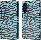 iMoshion Hoesje Met Pasjeshouder Geschikt voor Samsung Galaxy A34 (5G) - iMoshion Design Bookcase smartphone - Meerkleurig / Black Blue Stripes