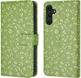 iMoshion Hoesje Geschikt voor Samsung Galaxy A14 (4G) / A14 (5G) Hoesje Met Pasjeshouder - iMoshion Design Bookcase smartphone - Groen / Green Flowers
