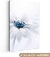 Canvas schilderij - Bloem - Stilleven - Blauw - Botanisch - Canvas doek - Woonkamer decoratie - 60x90 cm - Foto op canvas