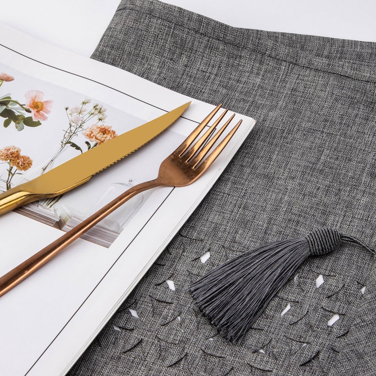 La'Moussawi ® Tijdloze Elegantie Tafelloper in Grijs voor Diverse Interieurs en Tafeldecoraties