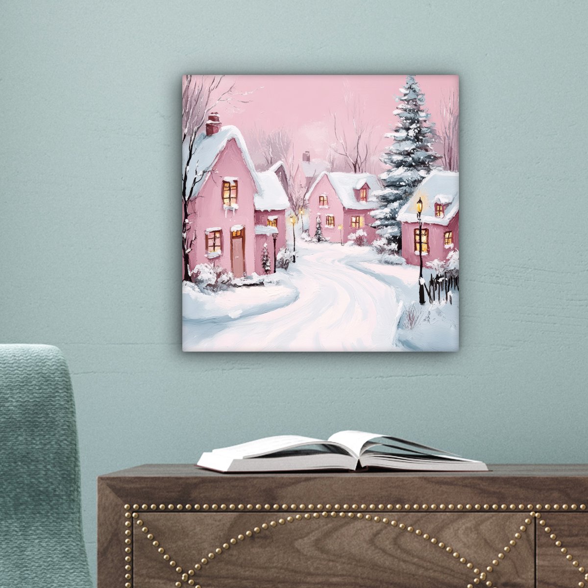 Canvas schilderij 20x20 cm - Wanddecoratie Kerstdorp - Roze - Winter - Sneeuw - Huizen - Muurdecoratie woonkamer - Slaapkamer decoratie - Kamer accessoires - Schilderijen op canvas - Kerstdecoratie voor binnen - Kerstversiering - Kerstmis versiering – foto 3