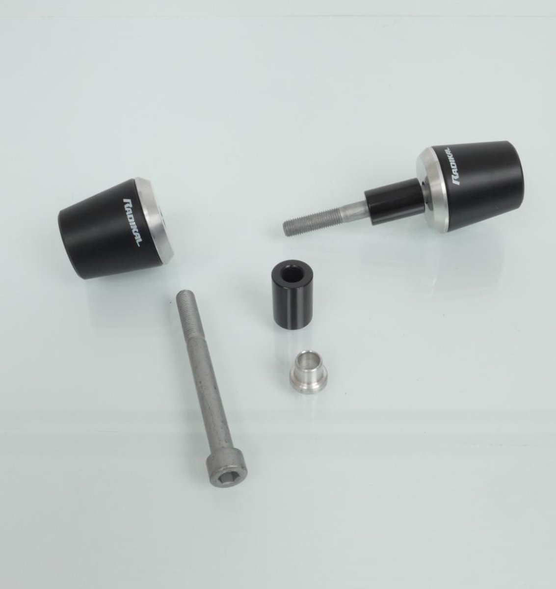 Tampon pare carter Radikal pour moto Suzuki GSR 750 après 2011 EQ443PLUS Neuf Noir
