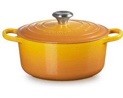 foto van Bijdrage voor Le Creuset Signature Braadpan - 6,7 l - 28 cm - Nectar