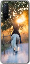 Geschikt voor OnePlus Nord CE 5G hoesje - Paard - Zon - Zand - Siliconen Telefoonhoesje
