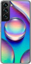 Geschikt voor Samsung Galaxy S22 hoesje - Water - Regenboog - Abstract - Siliconen Telefoonhoesje