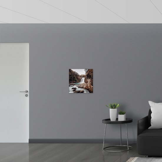 WallClassics - PVC Schuimplaat- Wilde Rivier met Waterval - 50x50 cm Foto op PVC Schuimplaat