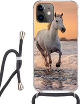 Hoesje met koord Geschikt voor iPhone 11 - Paarden - Zon - Zee - Strand - Dieren - Siliconen - Crossbody - Backcover met Koord - Telefoonhoesje met koord - Hoesje met touw