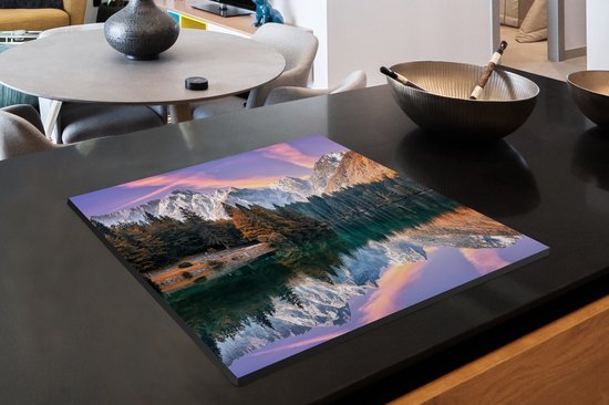 KitchenYeah® Inductie beschermer 60x52 cm - Bergen - Bos - Water - Lucht - Roze - Paars - Kookplaataccessoires - Afdekplaat voor kookplaat - Inductiebeschermer - Inductiemat - Inductieplaat mat