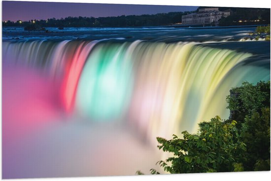 WallClassics - Vlag - Niagara Falls Watervallen in de VS - 120x80 cm Foto op Polyester Vlag