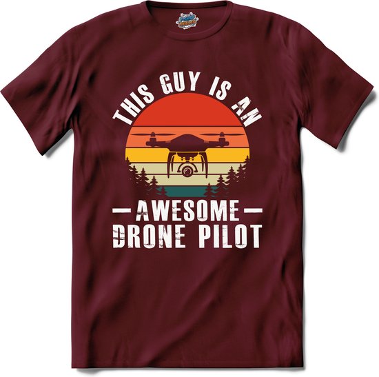 Awesome drone pilot | Drone met camera | Mini drones - T-Shirt - Unisex - Burgundy - Maat S