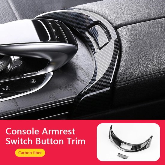 Carbon fiber console armsteun schakelaar knop trim op het middenconsole van een Mercedes Benz, met inlay.