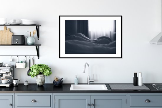 Cadre photo - Posters noir et blanc - Femme - Corps - Portrait - Photographie - Cadre - 90x60 cm - Affiche - Affiche avec cadre - Cadre affiche
