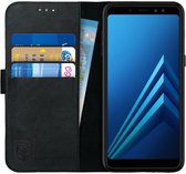 Rosso Deluxe Echt Leer Book Case Hoesje Geschikt voor Samsung Galaxy A8 (2018) | Ruimte voor drie pasjes | Portemonnee Book Case | Met Pasjeshouder | Zwart