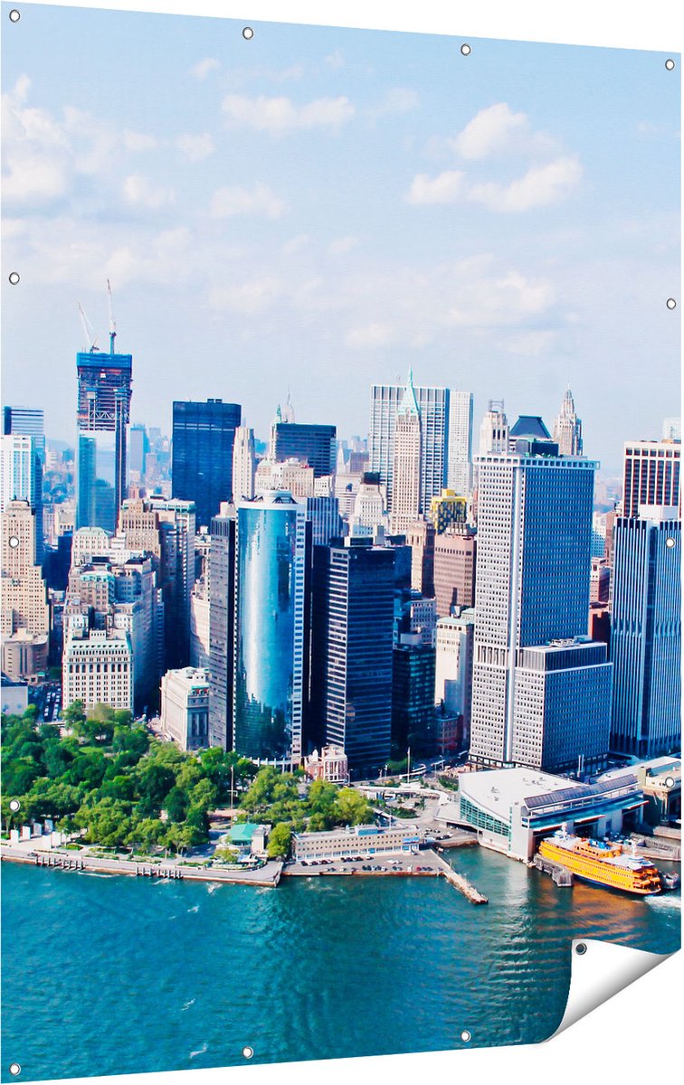Gards Tuinposter New York Als een Eiland vanuit de Lucht - 120x160 cm - Tuindoek - Tuindecoratie - Wanddecoratie buiten - Tuinschilderij Multikleur