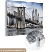 MuchoWow® Glasschilderij 40x30 cm - Schilderij acrylglas - New York - Architectuur - Water - Foto op glas - Schilderijen