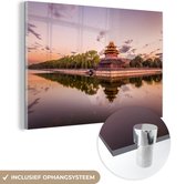 MuchoWow® Glasschilderij 180x120 cm - Schilderij acrylglas - Verboden Stad in China bij water - Foto op glas - Schilderijen