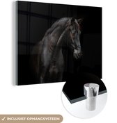 MuchoWow® Glasschilderij 80x60 cm - Schilderij acrylglas - Paard - Dier - Zwart - Foto op glas - Schilderijen