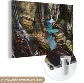 MuchoWow® Glasschilderij 60x40 cm - Schilderij acrylglas - Turquoise riviertje in een kloof in het Nationaal park Triglav in Slovenië - Foto op glas - Schilderijen