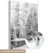 MuchoWow® Glasschilderij 120x160 cm - Schilderij acrylglas - Schilderij van een hert in een winters bos - zwart wit - Foto op glas - Schilderijen