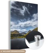 MuchoWow® Glasschilderij 60x80 cm - Schilderij acrylglas - Bewolkte lucht over het Loch Lomond in Schotland met uitzicht op de bergen - Foto op glas - Schilderijen