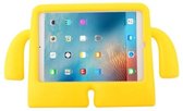 P.C.K. Kinderhoesje Geel met handvaten geschikt voor Apple iPad AIR 3 (2019) MET GLASFOLIE/TEMPERED GLASS