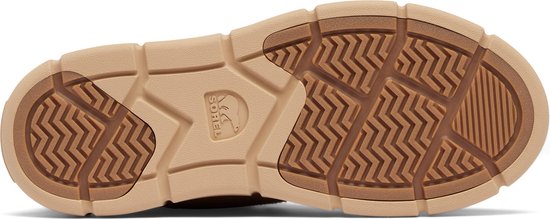 Onderkant van een bruine laars met een grof, beige profielzool met Sorel logo.