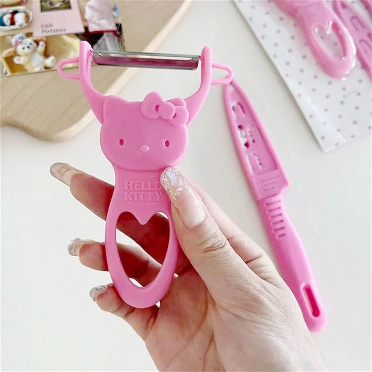 Hello Kitty Sanrio Messenset - Mini fruitmes & dunschiller